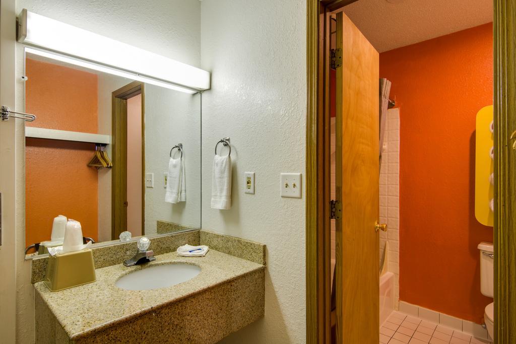 6-waukegan, Il Hotel 3*